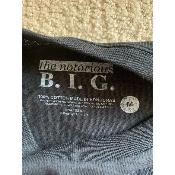 NWOT Hot Topic Notorious BIG Black Graphic Tee - Picture 3 of 3